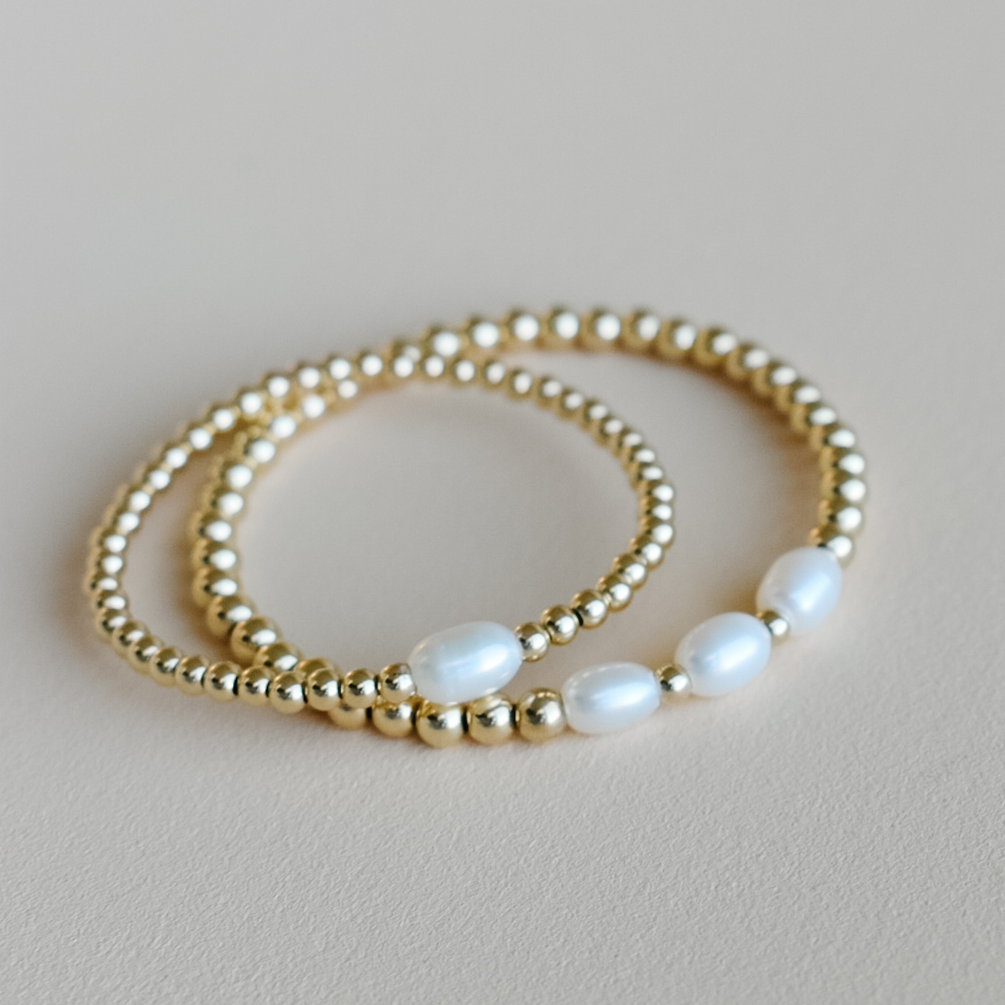 Glamorous Three Strand Pearl Bracelet with Decorative Clasp – Gem Set Love